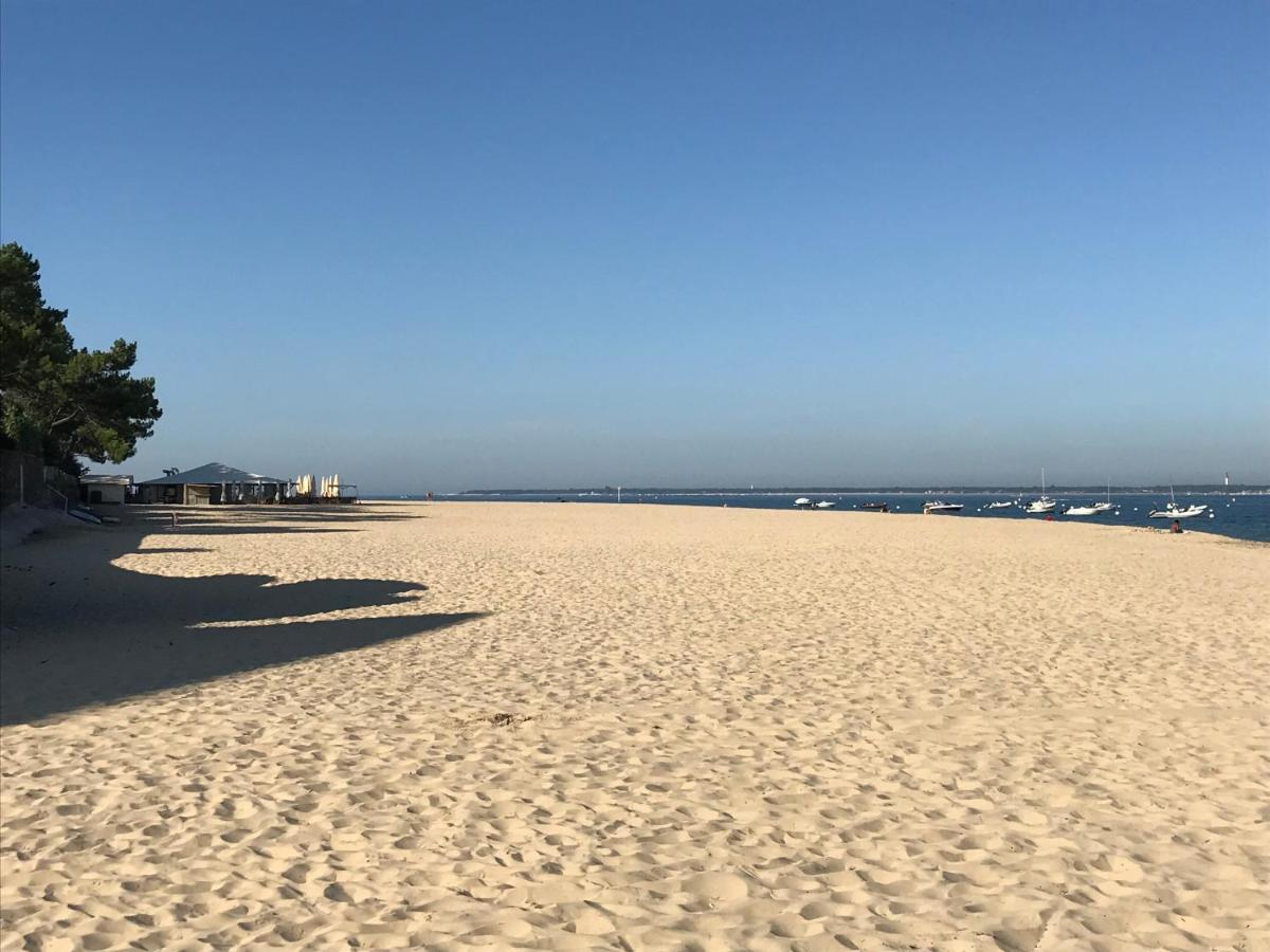 Appartement Les Pieds Dans L Eau Acces Direct Plage Pereire, Parking Gratuit ,Wifi Arcachon Exterior photo