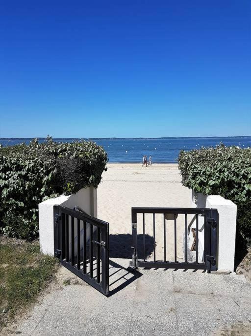 Appartement Les Pieds Dans L Eau Acces Direct Plage Pereire, Parking Gratuit ,Wifi Arcachon Exterior photo